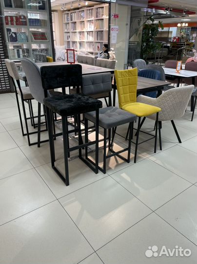 Барный стул, стул визажиста, обеденный сту