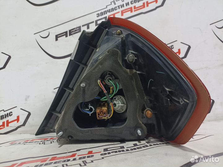 Фонарь nissan tiida latio SC11 SJC11 SNC11 4088 левый 26555ED925 QA4745