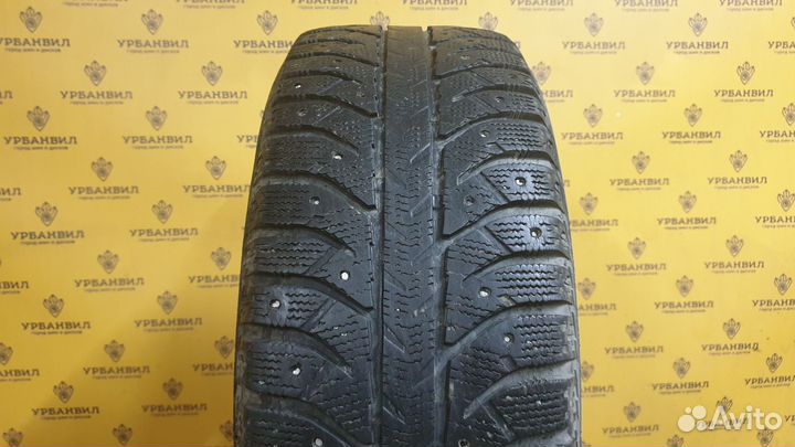Bridgestone Ice Cruiser 7000 205/60 R16 92T