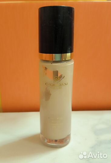 Тональная основа Giordani Gold