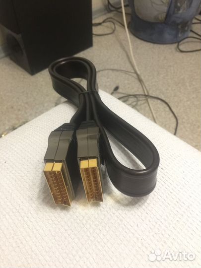 Набор аудио-видео кабелей,различных разъёмов для т