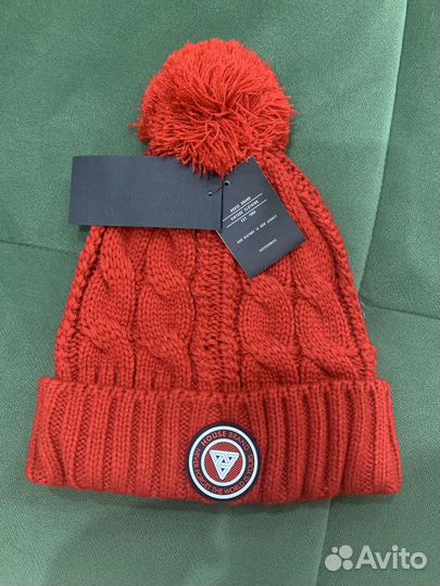 Мужская зимняя шапка вязаная