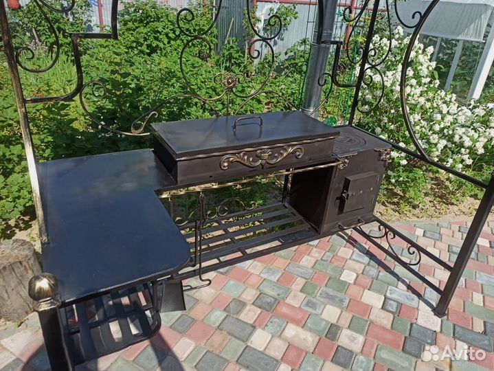 Кованый мангал с печкой