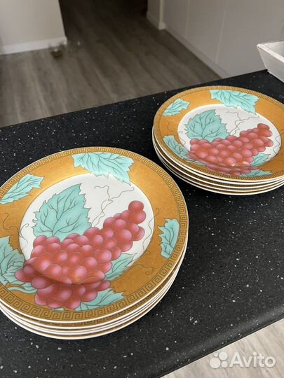 Тарелки 10 штук большие