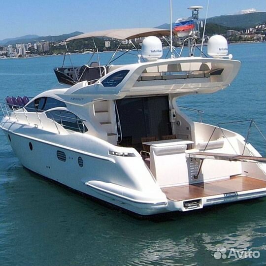 Аренда яхты в Сочи / Москва