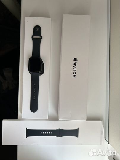 Часы apple watch se 44 mm 2022