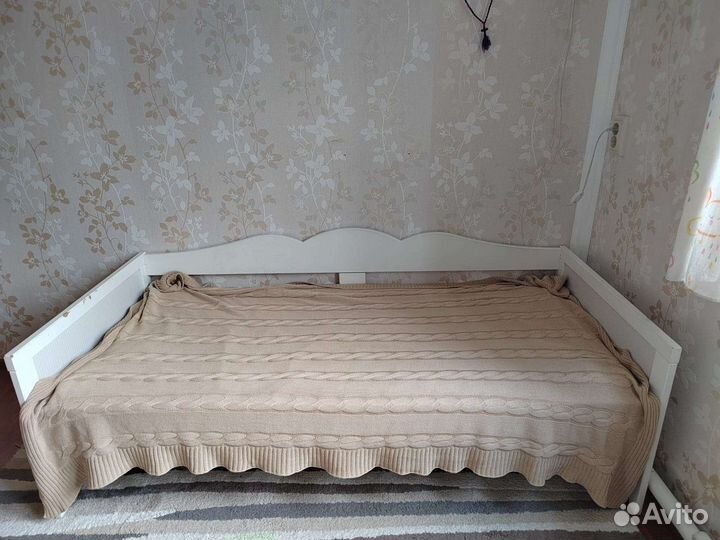 Детская кровать с матрасом
