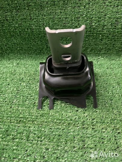 Подушка кпп Лада Веста