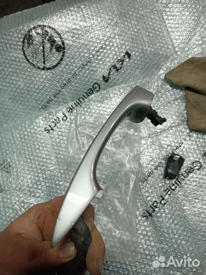 Ручка двери наружная правая Volkswagen Tiguan