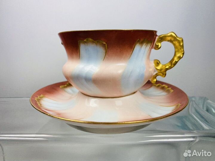 Антикварная чашка Лимож