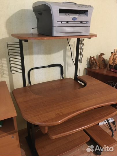 Компьютерный стол