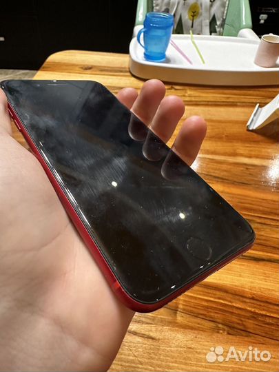 iPhone 8 Plus, 64 ГБ