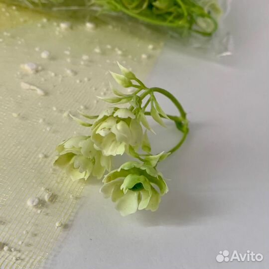 Искусственная зелень, цветок клевера