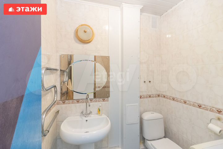 3-к. квартира, 139,1 м², 1/10 эт.