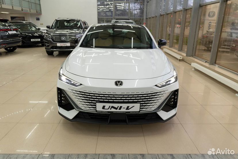 Changan UNI-V 1.5 AMT, 2024