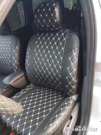 Чехлы на Део Нексию экокожа