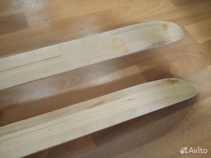 Комплект детские деревянные лыжи и палки