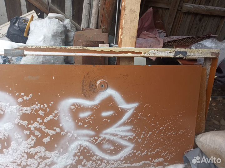 Дверь железная