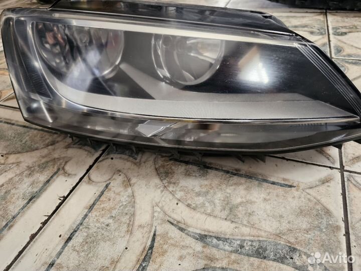 Фара Volkswagen Jetta VI