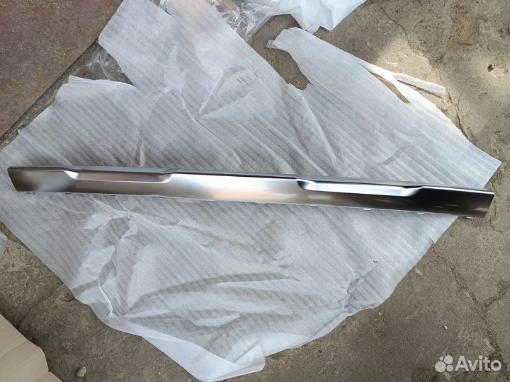 Молдинг бампера перед Hyundai Santa Fe 86577S1600