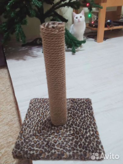 Чесалка для кота