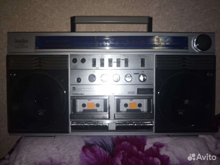 Toshiba RT-S83 BomBeat