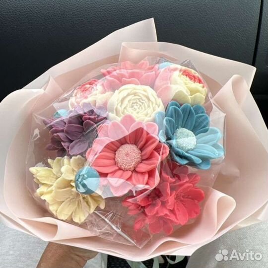 Букет из шоколадных пионов