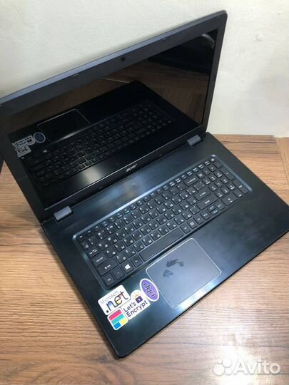 Игровой Acer E5 17
