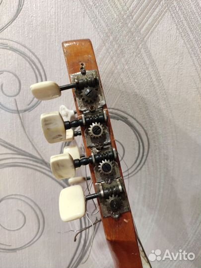 Классическая гитара