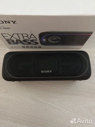 Портативная колонка Sony SRS-XB40