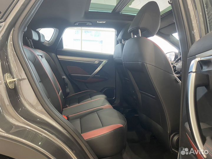 Geely Coolray 1.5 AMT, 2023