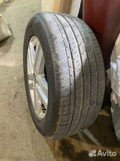 Резина комплект 275 55 R19 Grenlander L-Zeal 56