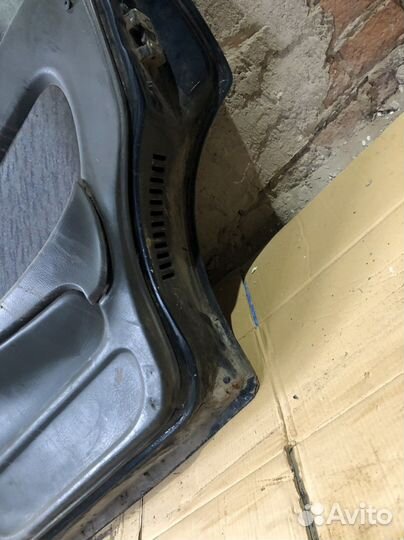 Дверь задняя правая Daewoo Espero