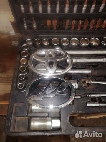 Значок на решетку