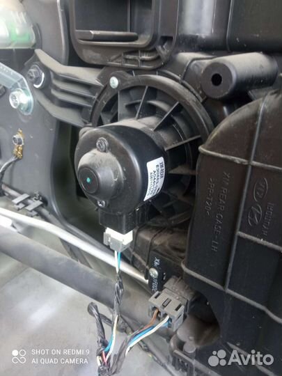 Моторчик печки задний Киа Соренто хм