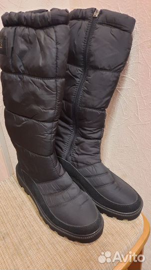 Сапоги женские дутики 36 размер