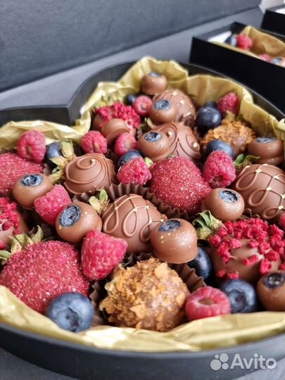 Клубника в шоколаде Сладкий подарок