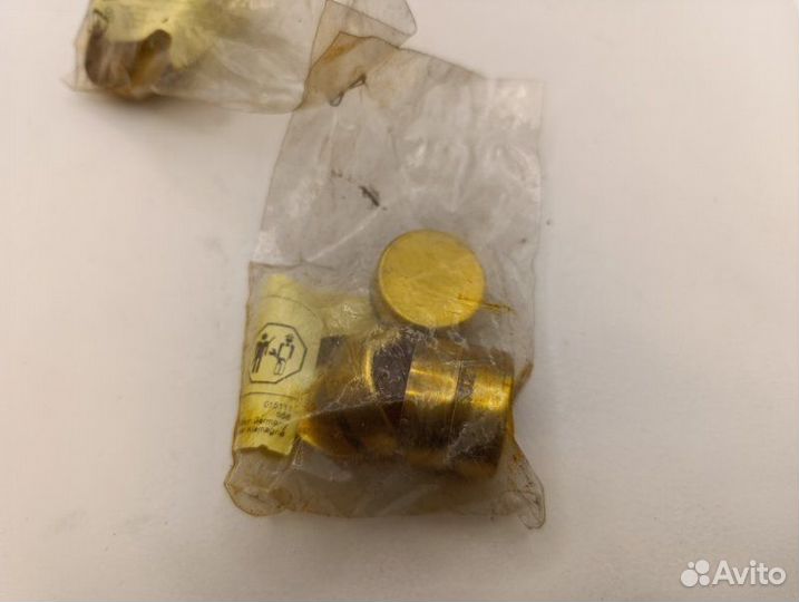 Заглушка форсунки топливной