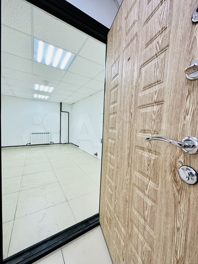 Офис с водой 15м² 1 этаж рядом со входом