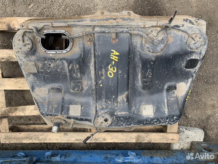 Бак топливный toyota caldina ST195