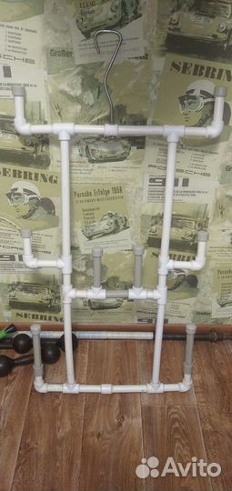 Вешалка для хоккейной формы