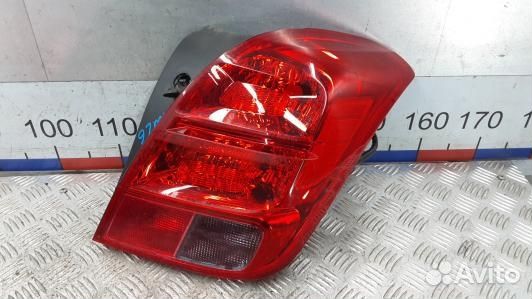 Фонарь задний правый chevrolet trax (UML06MY01)
