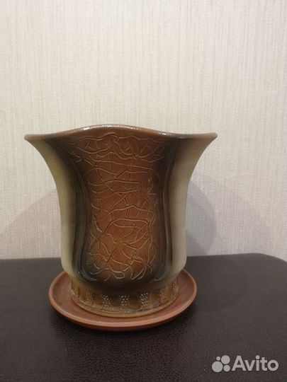 Глиняное кашпо