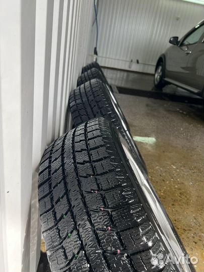 Комплект зимних колес 185/65 R15