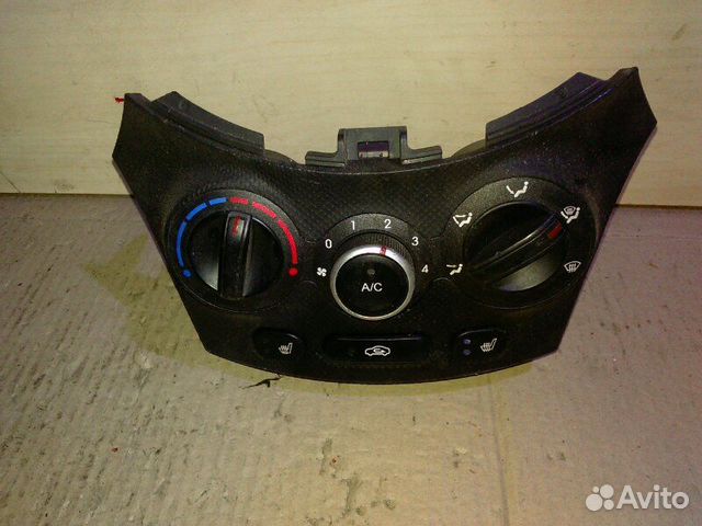 Блок управления отопителем Hyundai Solaris 1