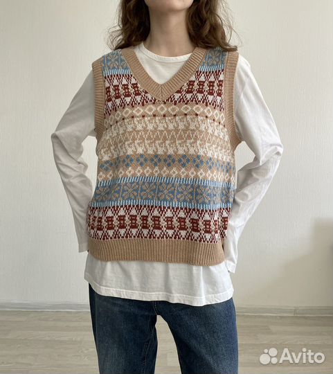 Винтажный жилет вязаный бежевый