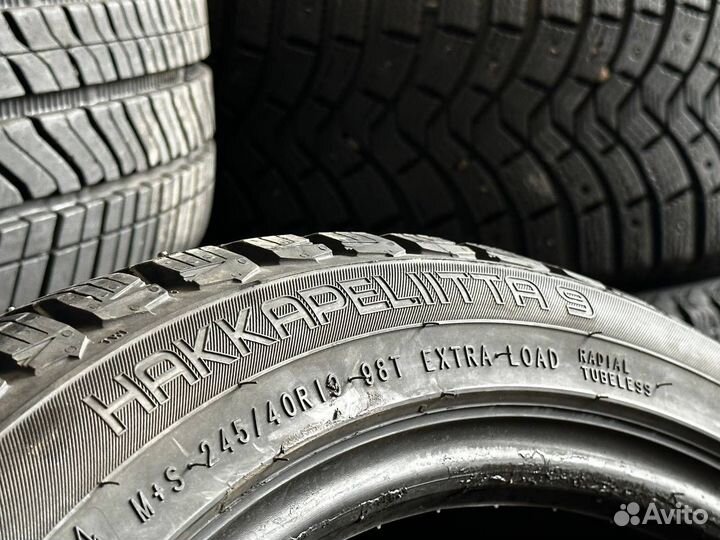 Nokian Tyres Hakkapeliitta 9 245/40 R19