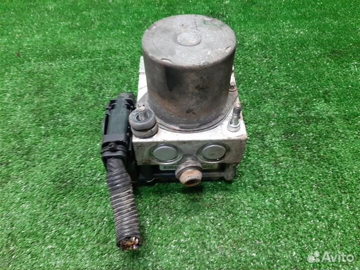 Насос ABS Nissan Qashqai J10 2008