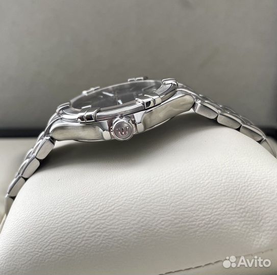 Часы Maurice Lacroix Aikon AL 1006