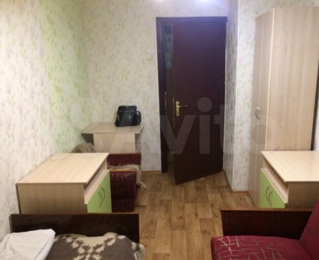 Комната 12 м² в 3-к., 2/5 эт.